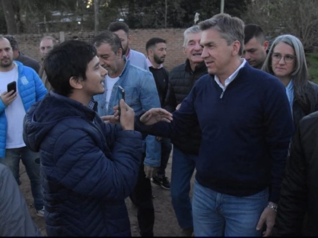 Chaco: Detienen a un periodista por preguntar al gobernador Leandro Zdero