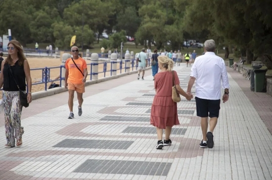 España: Los trabajadores que quieran jubilarse con el cien por cien de la pensión tendrán 67 años