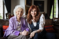 Cristina: Feliz cumpleaños… Estela de Carlotto