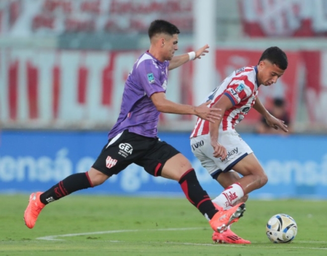 Torneo apertura de la Liga Profesional de Fútbol: Unión venció por 2-1 a Instituto