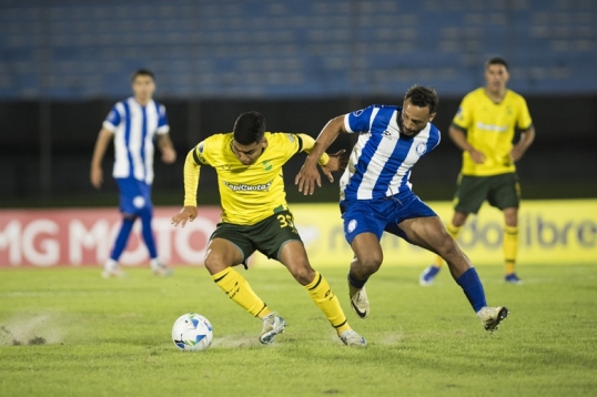 Copa Sudamericana grupo B: Defensa y Justicia recibe a Cerro Largo de Uruguay