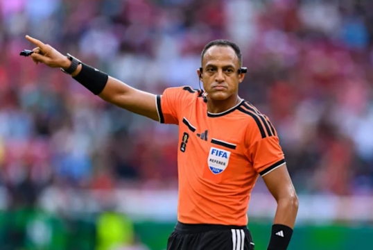 Mundial 2026: El estadounidense Ismail Elfath será el árbitro del partido Argentina-Inglaterra