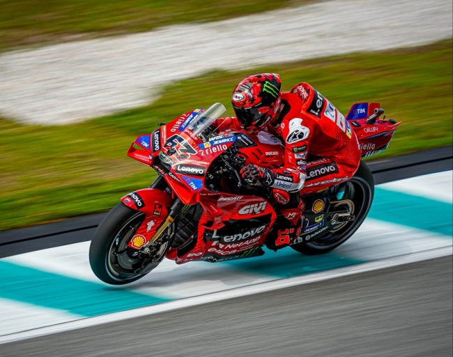 Moto GP: El italiano Francesco Bagnaia ganó el sprint del Gran Premio de Malasia