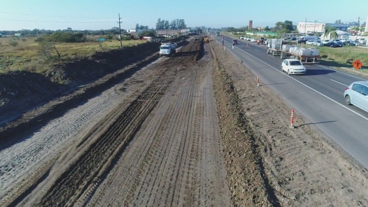 Corrientes: La empresa que trabaja en la obra de la Autovía no cobra desde Septiembre de 2025