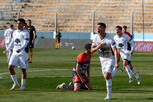 Copa Argentina: Independiente Rivadavia eliminó a Central Córdoba de Rosario