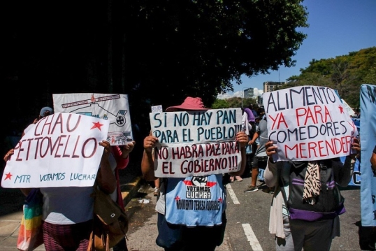 Los movimientos sociales activan un plan de lucha con piquetes y una marcha federal