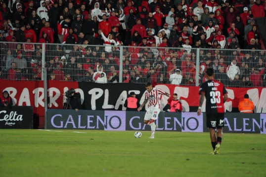 Torneo apertura de la Liga Profesional de Fútbol: Newell's Old Boys empató con Instituto