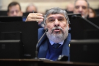 José Mayans aseguró que el senador Kueider recibió una coima para votar la Ley Bases