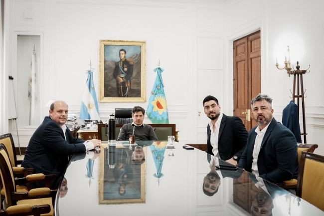 Axel Kicillof recibió a Facundo Moyano y a directivos de AUBASA