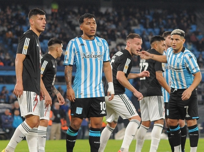 Liga Profesional: Racing superó 1-0 a Deportivo Riestra