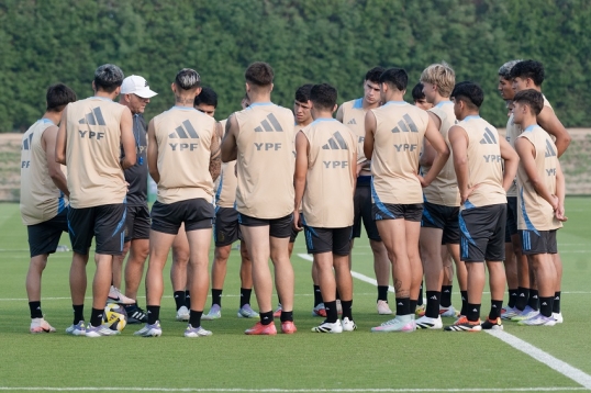 Mundial de fútbol sub 17 Qatar: Argentina enfrenta a México