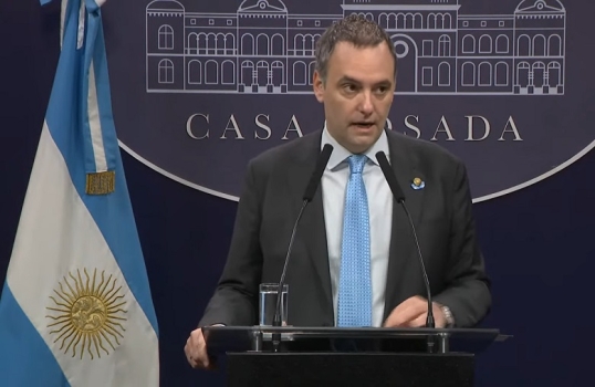 Manuel Adorni comunicó al Senado que irá el 2 de julio a presentar su informe de gestión