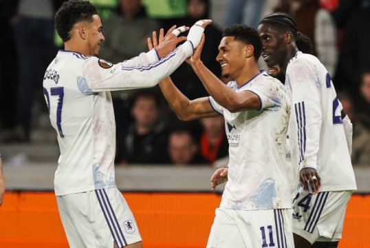 Europa League: Aston Villa superó a Lillie, en el partido de ida por los octavos de final