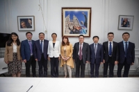 Cristina Kirchner recibió a una delegación de funcionarios de ONG y autoridades académicas de China