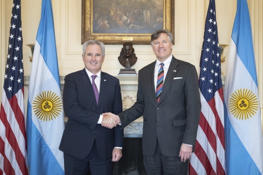 Argentina firmó un acuerdo con Estados Unidos por materiales críticos