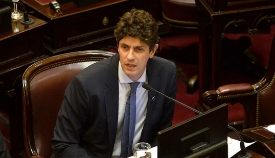 Martín Lousteau: «Hay plata para todo pero no hay para darle 18 mil pesos más a los jubilados»