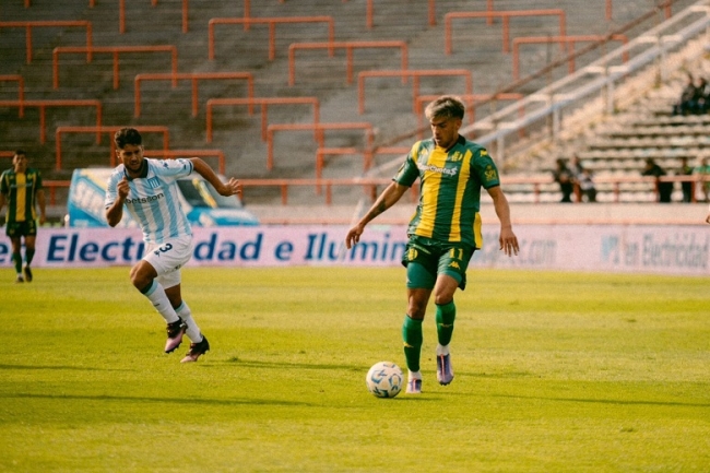 Torneo apertura de la Liga Profesional de Fútbol: Racing visita a Aldosivi