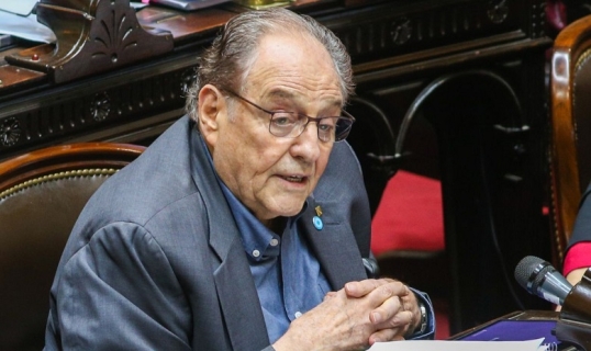 Carlos Heller: «El actual gobierno lleva adelante prácticas antidemocráticas»