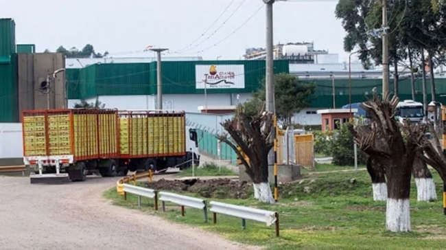 Los trabajadores de Granja Tres Arroyos, en Concepción del Uruguay: «No tienen ni para comer»