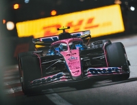 Fórmula 1: Russell larga en la pole y Colapinto 16º en el Gran Premio de Singapur