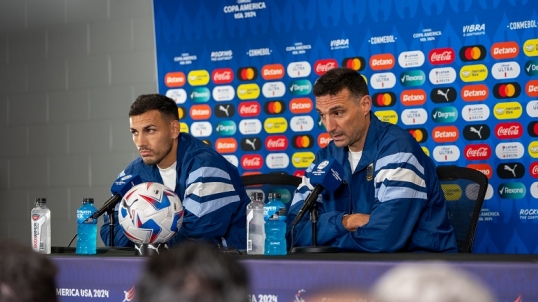 Scaloni adelantó que Leandro Paredes estará dentro de los once titulares que enfrentarán a Canadá