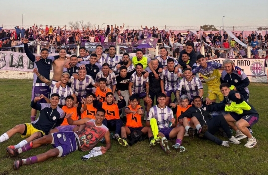 Corrupción: Sacachispa se ríe del jefe de Gabinete, Manuel Adorni