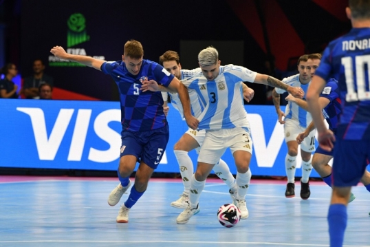 Mundial de futsal 2024: Argentina derrotó 2 -0 a Croacia y pasó a cuartos de final