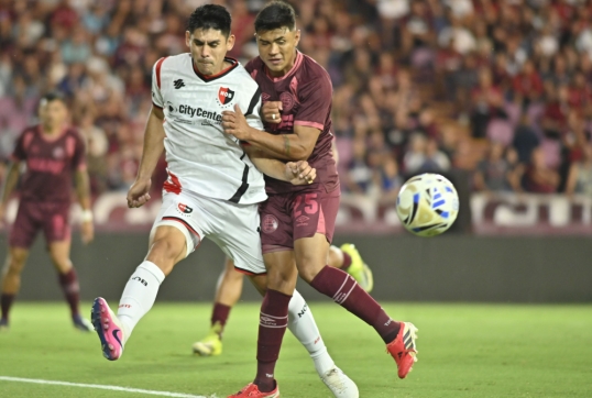 Torneo apertura de la Liga Profesional de Fútbol: Lanús goleó a Newell's Old Boys