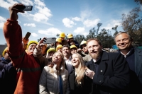 Kicillof y Magario recorrieron los avances de obras de infraestructura escolar en Lomas de Zamora