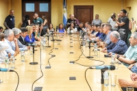La CGT analizó junto al gobernador Axel Kicillof, los efectos del actual rumbo económico