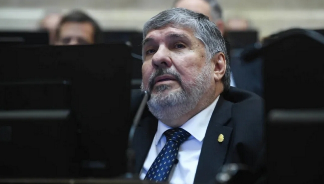 José Mayans criticó el “debate exprés” y la reforma impositiva encubierta en el proyecto