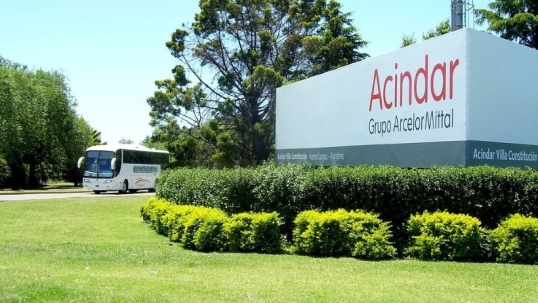 Acindar vuelve a paralizar la producción