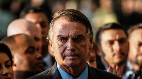 Brasil: La justicia reforzó la prisión domiciliaria al ex mandatario Jair Bolsonaro