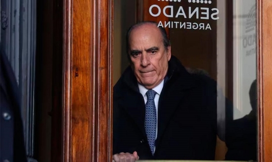 Francos destacó que Argentina tiene “fondos suficientes para hacer frente a la demanda de dólares y pagar la deuda”