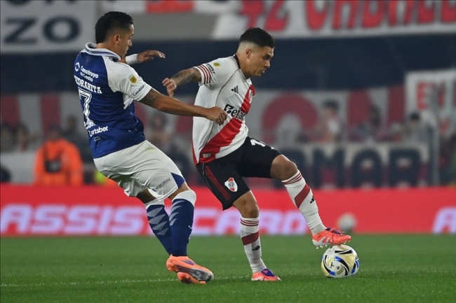 Torneo clausura de la Liga Profesional de Fútbol: En caída libre, River perdió de local con Gimnasia y Esgrima