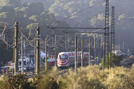 España: El sindicato de maquinistas convoca una huelga general del sector tras los accidentes