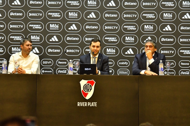 Stefano Di Carlo: Coudet, “es el mejor para este momento”
