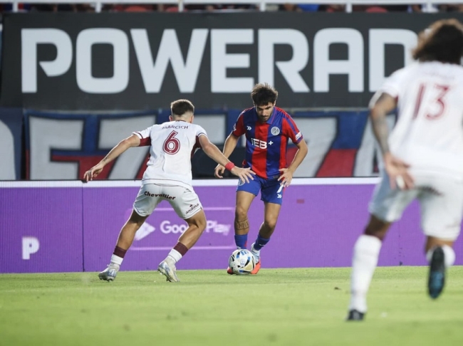 Torneo clausura liga profesional de fútbol: San Lorenzo visita a Lanús