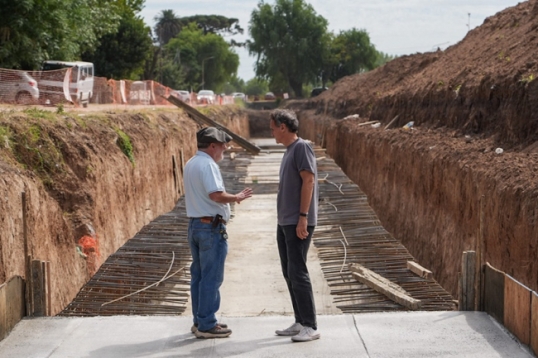 Gabriel Katopodis recorrió los avances obras pluviales y urbanas en Marcos Paz