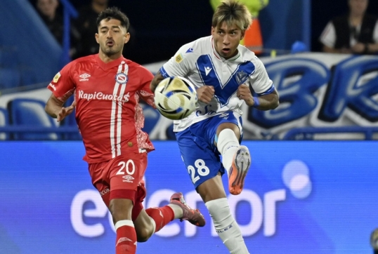 Torneo clausura octavos de final: Argentinos Juniors venció por 2-0 a Vélez