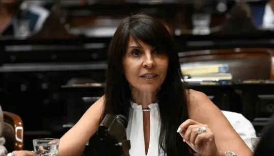 Tras no poder asumir como Senadora: Lorena Villaverde retiró la renuncia a Diputados