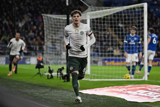 EFL Cup: Chelsea, con doblete de Garnacho venció a Cardiff y es semifinalista