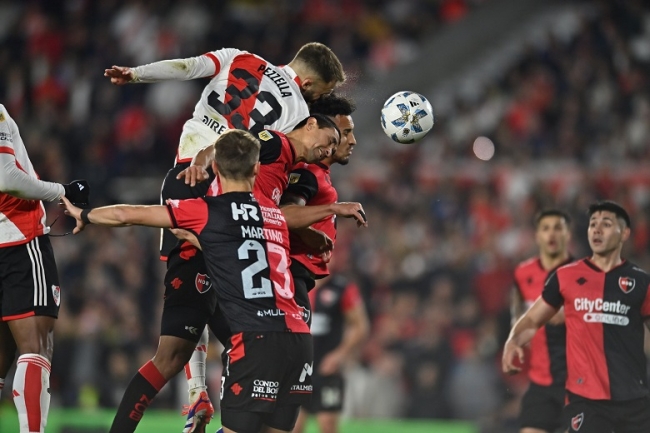 Liga Profesional de Fútbol: River empató sin goles con Newell´s Old Boys