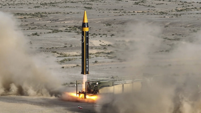 Irán prueba el misil de largo alcance Khorramshahr-4