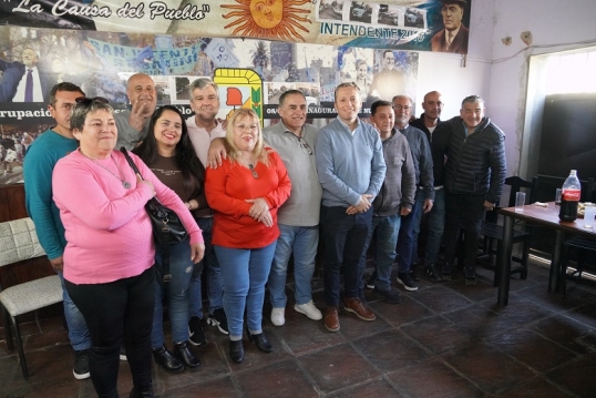 Fernando Gray visitó la ciudad de Pergamino ante el cierre de la sucursal del Banco Hipotecario