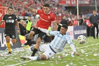 Torneo apertura de la Liga Profesional de Fútbol: Independiente superó por 1-0 a Racing, en el clásico de Avellaneda
