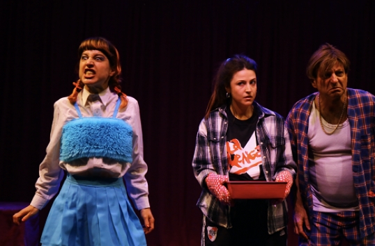 Inspirada en hechos reales, Jet Lag se presenta en el Teatro del Pueblo