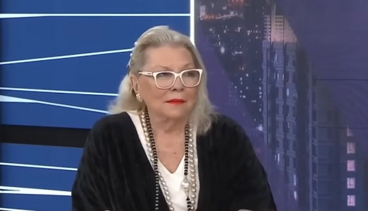 Elisa Carrió acusó a Milei, de ver «pornografía infantil» y a su hermana de ser «el personaje más oscuro»