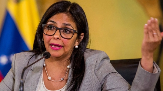 Trump anunció que EEUU reconoce formalmente al gobierno de Delcy Rodríguez en Venezuela