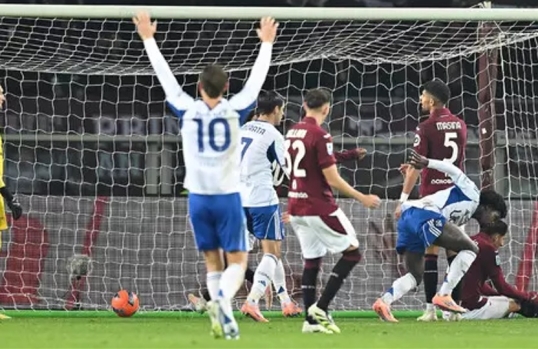 Serie A de Italia: Nico Paz marcó en la goleada del Como ante Torino